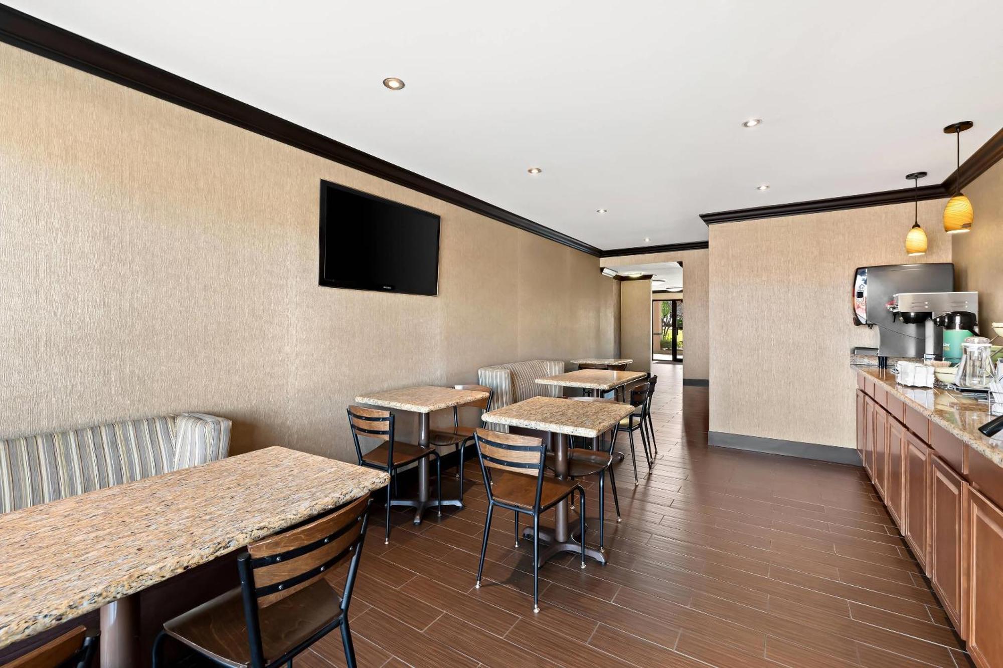 Quality Inn & Suites Dumas Zewnętrze zdjęcie